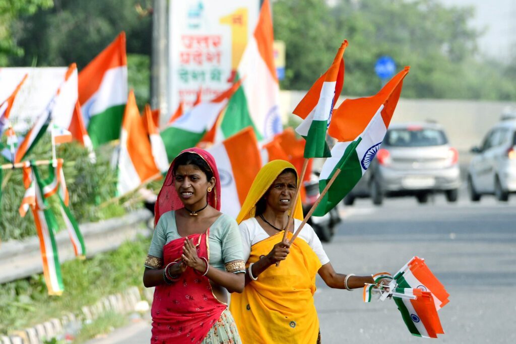 Independence Day: భారత్‌లో ఘనంగా 75వ స్వాతంత్య్ర దినోత్సవ వేడుకలు