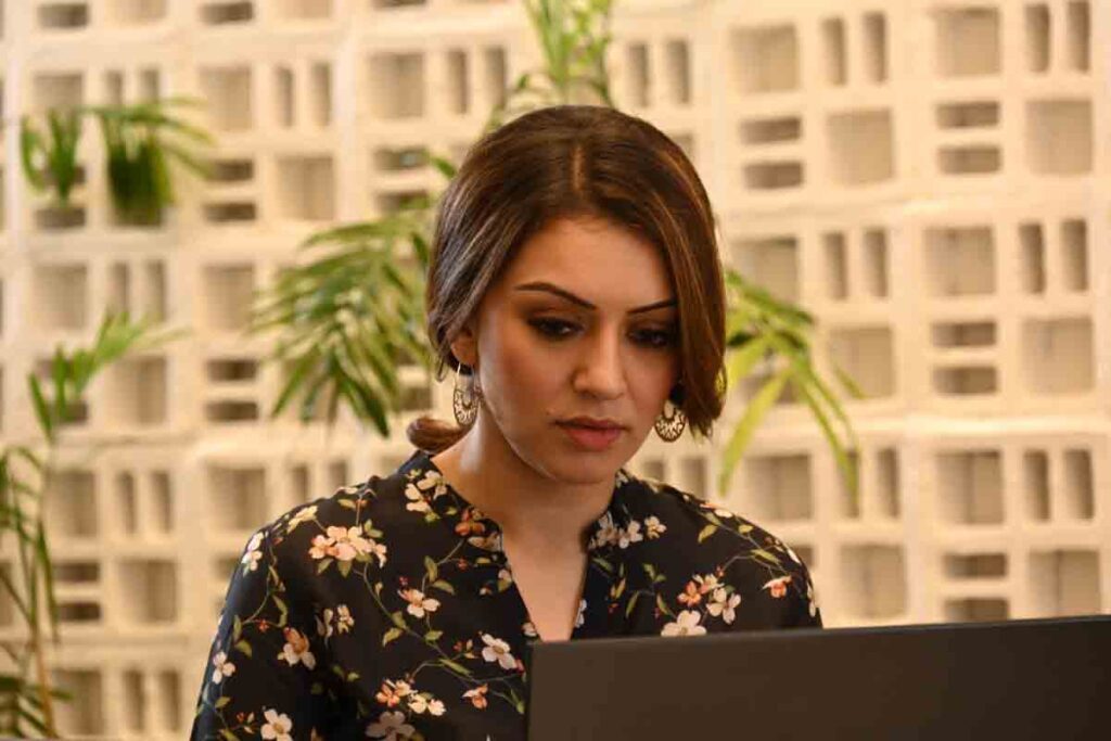 My name is shruthi | Hansika | హాన్సిక | మై నేమ్ ఈజ్ శృతి