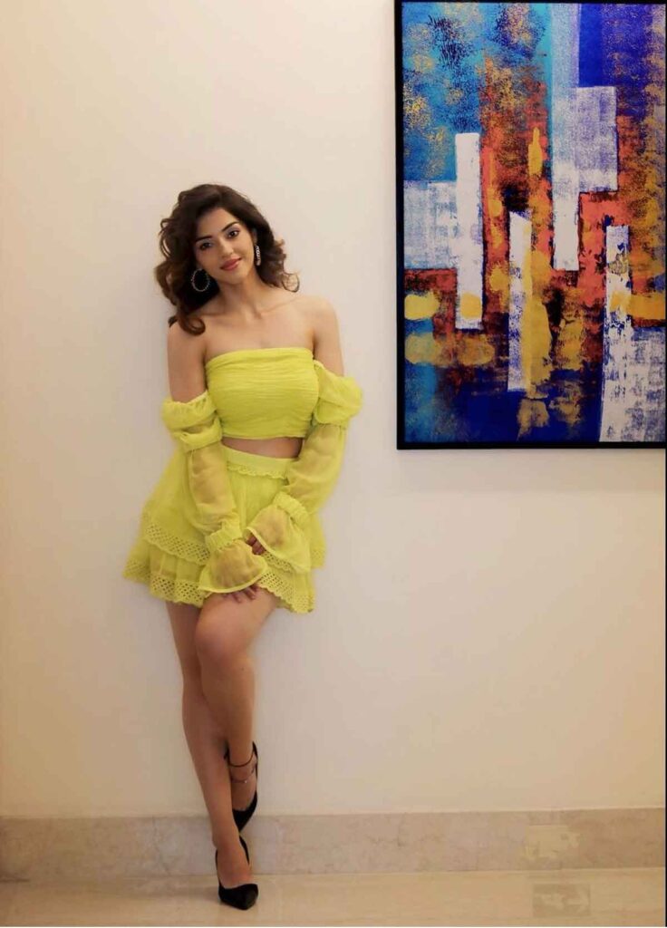 mehreen kaur firzada 